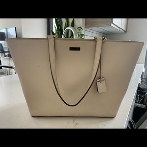 Kate Spade Leather Tote in Great Condition